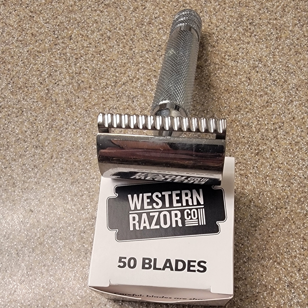 Western Razor Mens Bladed Razor Ultimare Shave - Picture 2 of 5